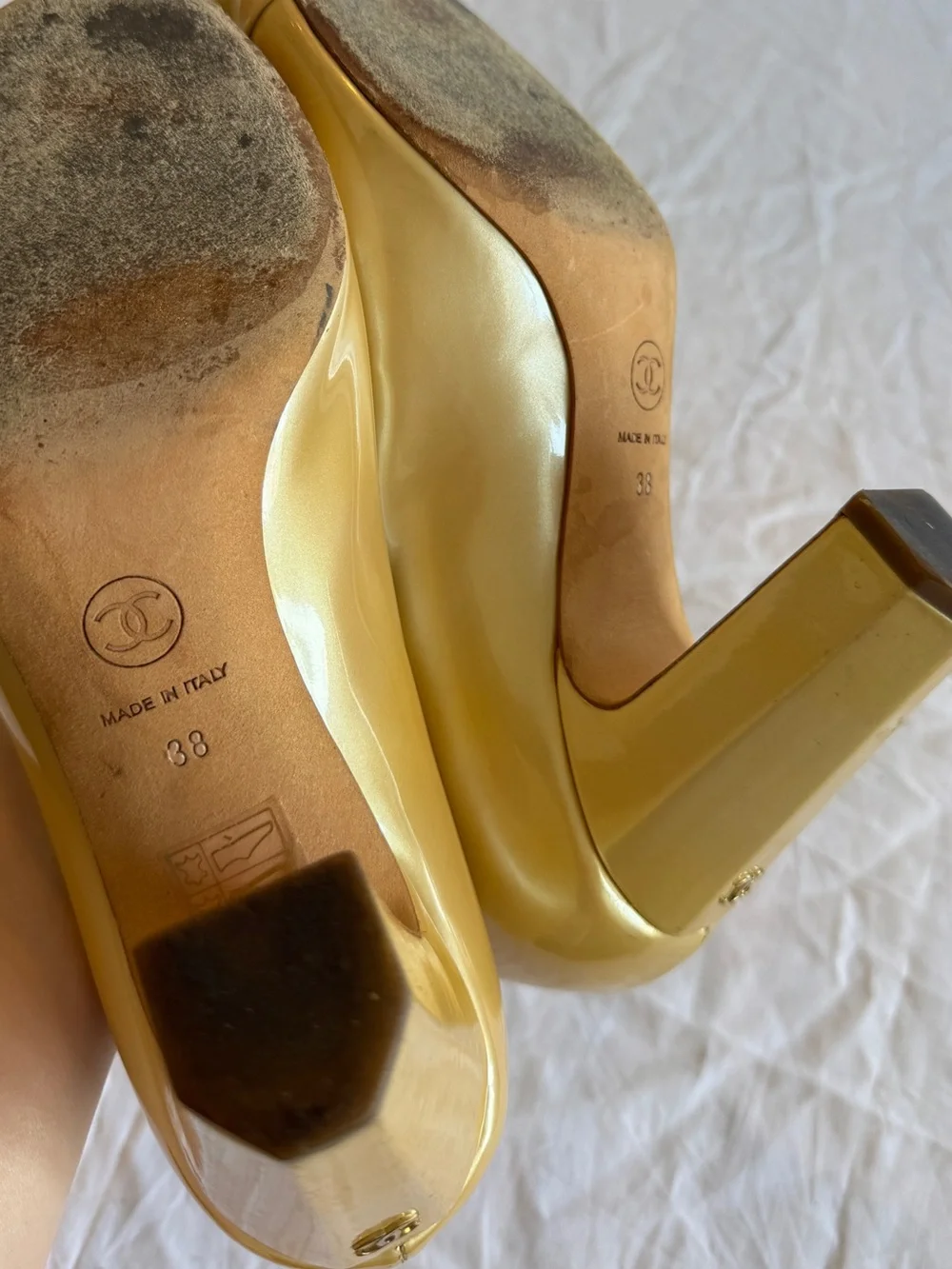CHANEL Yellow Patent Camellia Iridescent Flower & CC Ballet Heels